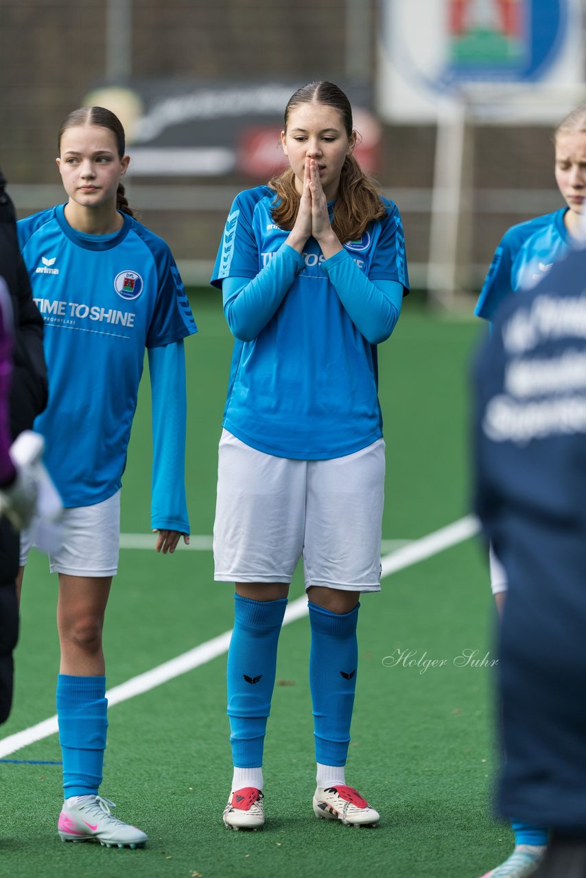 Bild 238 - wBJ VfL Pinneberg - Eimsbuettler TV2 : Ergebnis: 3:5